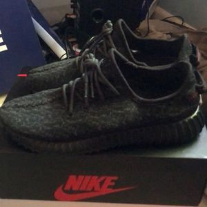 Yeezy Boost 350 Pirate Black